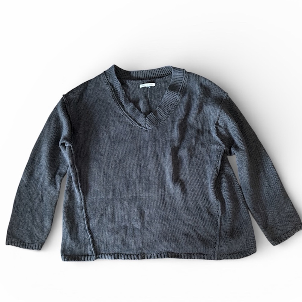 American Eagle knit slate blue/grey v neck sweater